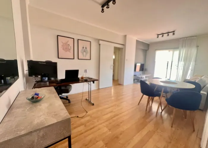 Appartement 2 Bed 1st Floor Mc Kenzie -3 Min Walk To The Beach!